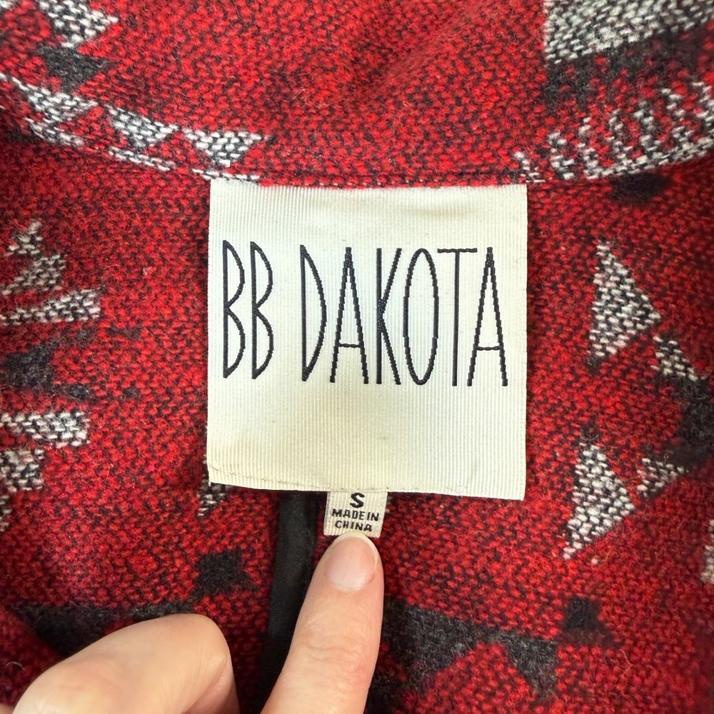 BB Dakota Southwestern Aztec Waterfall Cardigan Jacket Faux Leather Small Coat - Picture 5 of 14